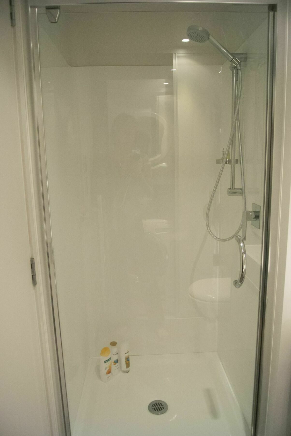 Brand New Apartment With Pool & Gym Auckland Exterior photo