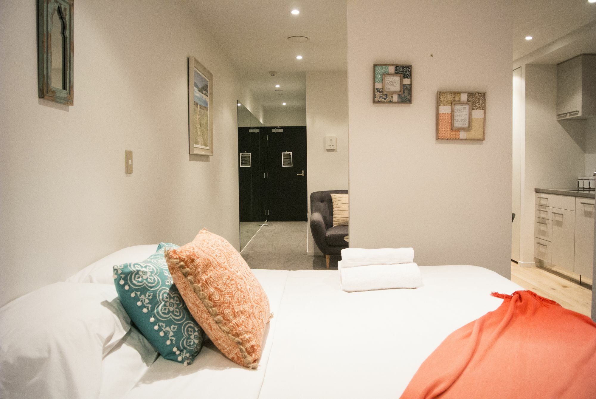 Brand New Apartment With Pool & Gym Auckland Exterior photo